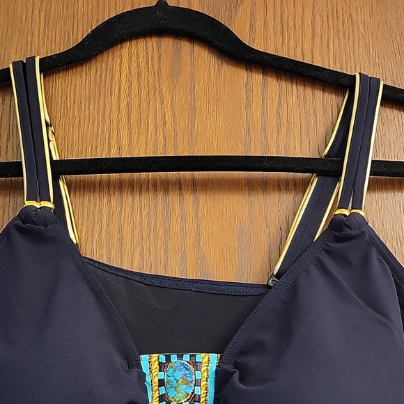 Bathing suit - Picture 3 of 12
